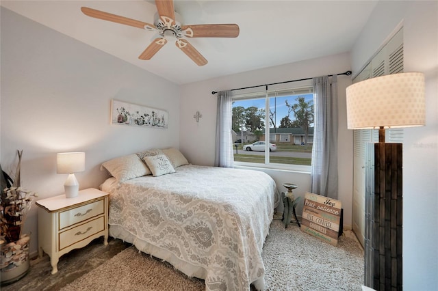 bedroom with ceiling fan