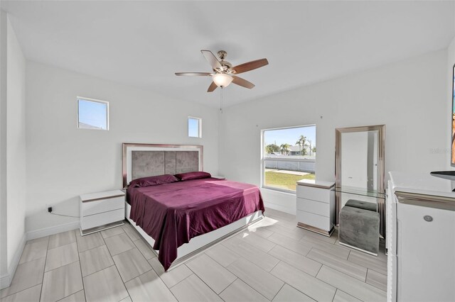 bedroom with ceiling fan