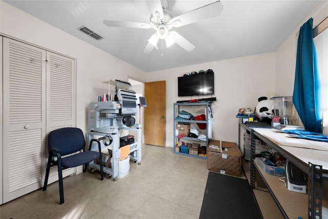 office area featuring ceiling fan