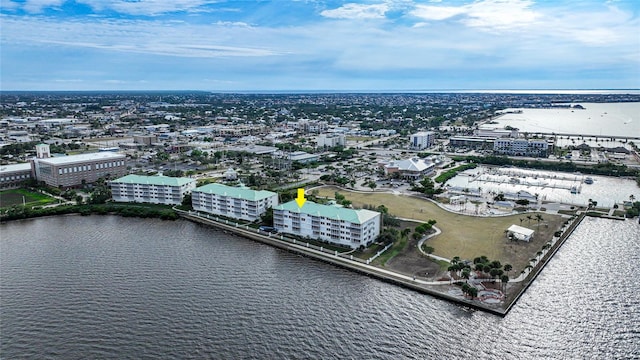 bird's eye view featuring a water view