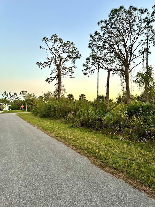 Listing photo 3 for 12349 Toynbee Ln, Port Charlotte FL 33953