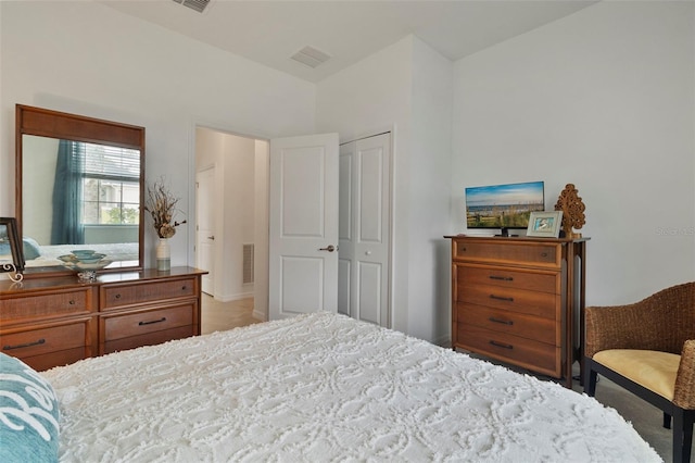 bedroom featuring a closet