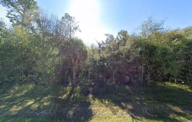 Listing photo 3 for 23177 Troy Ave, Port Charlotte FL 33980