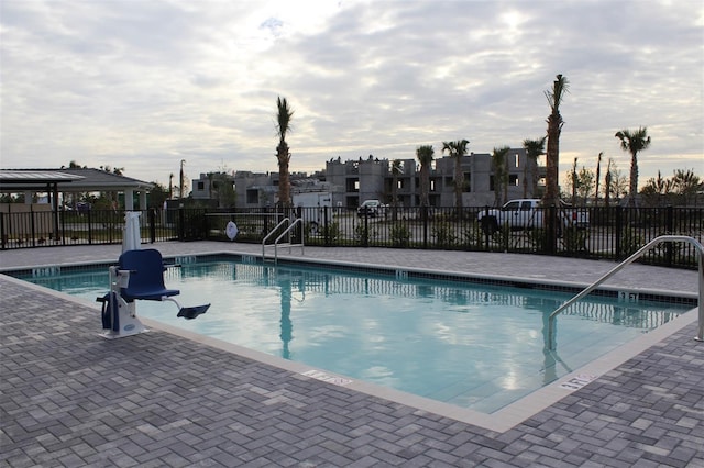 view of swimming pool