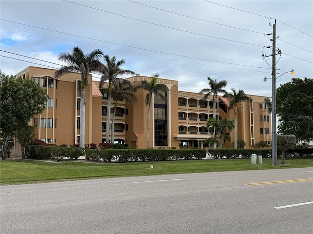 view of building exterior