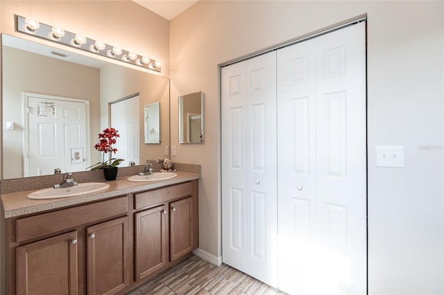 bathroom featuring vanity