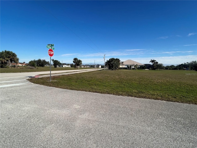 Listing photo 3 for 16447 Ayson Way, Punta Gorda FL 33955