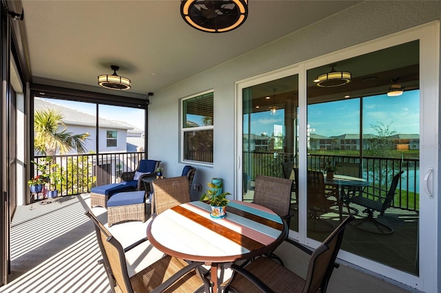 sunroom with a healthy amount of sunlight