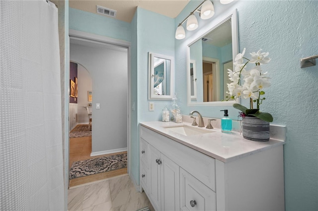 bathroom with vanity