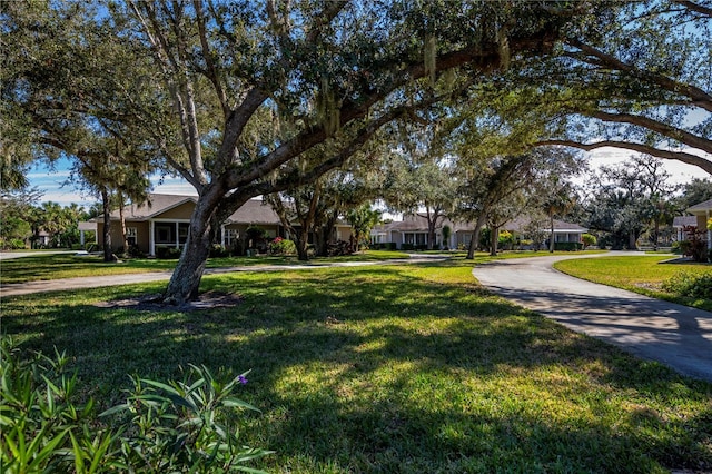 exterior space featuring a front yard