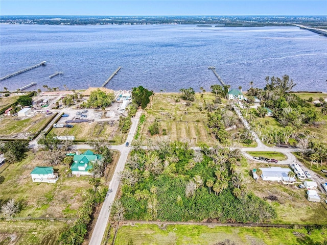 Listing photo 2 for 26015 Shore Dr, Punta Gorda FL 33950