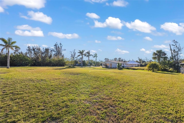 Listing photo 3 for 3424 Dawson Ln, Punta Gorda FL 33950