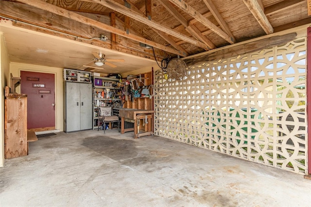 garage with ceiling fan