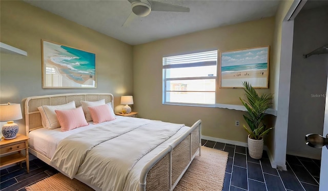 bedroom with ceiling fan