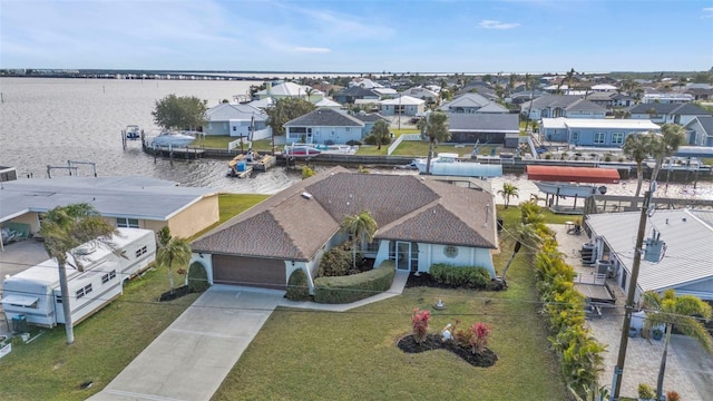 bird's eye view featuring a water view