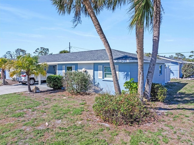 view of front of property