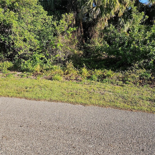 Listing photo 2 for Kacher Rd, North Port FL 34288