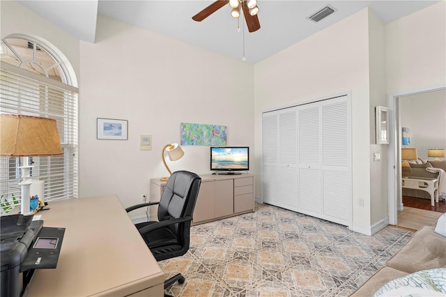 office area with ceiling fan