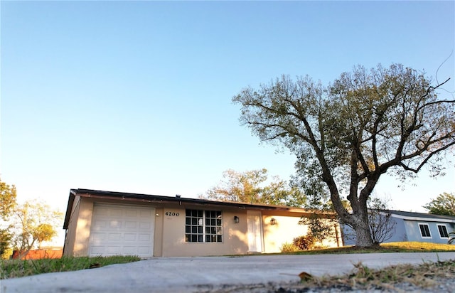 view of front of house with a garage