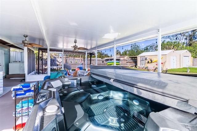 interior space with a jacuzzi and independent washer and dryer