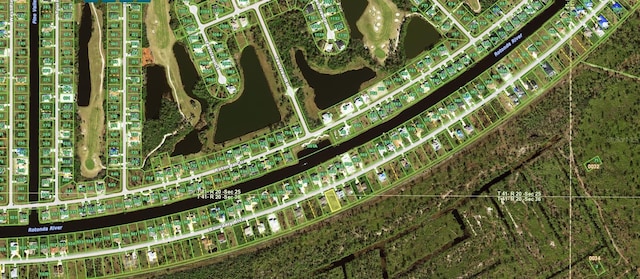 Listing photo 3 for 1117 Boundary Blvd, Rotonda West FL 33947