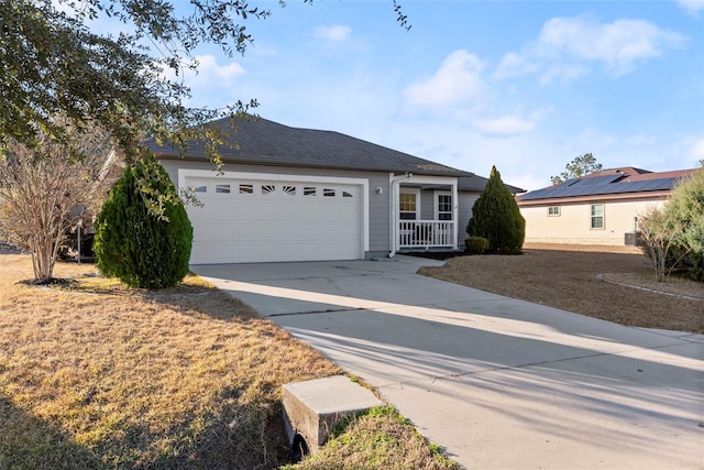 single story home featuring a garage