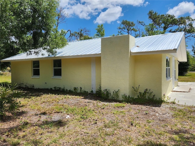 view of side of property