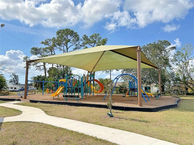 view of jungle gym featuring a yard