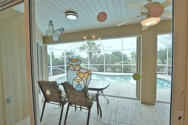 view of sunroom / solarium