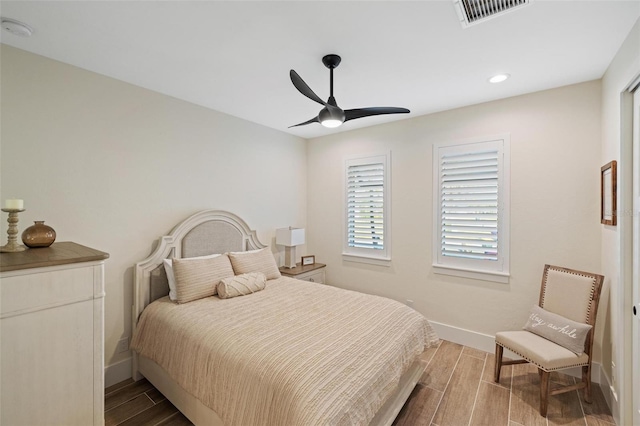 bedroom featuring ceiling fan