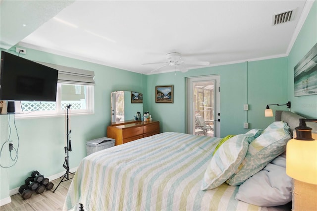 bedroom featuring ceiling fan