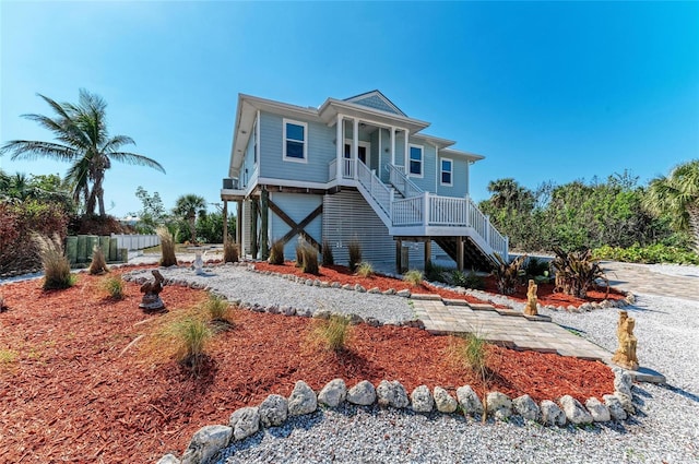 view of front of property featuring a porch