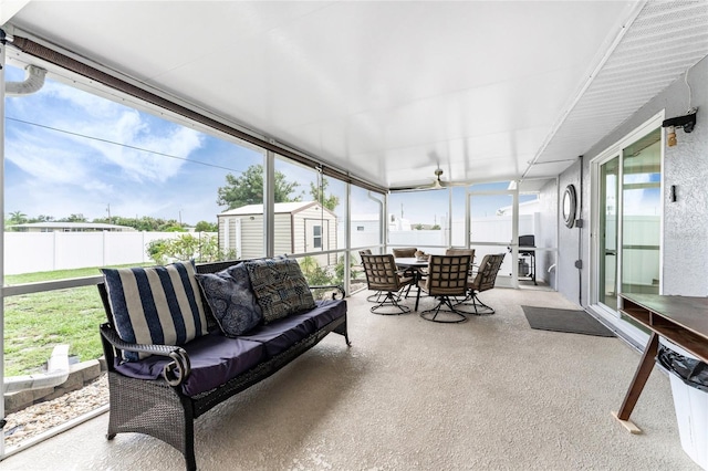 sunroom / solarium with a healthy amount of sunlight