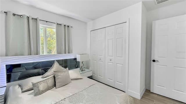 bedroom featuring a closet