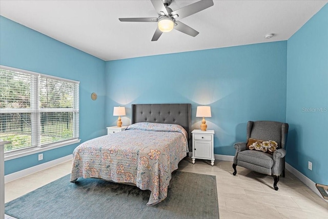 bedroom with ceiling fan