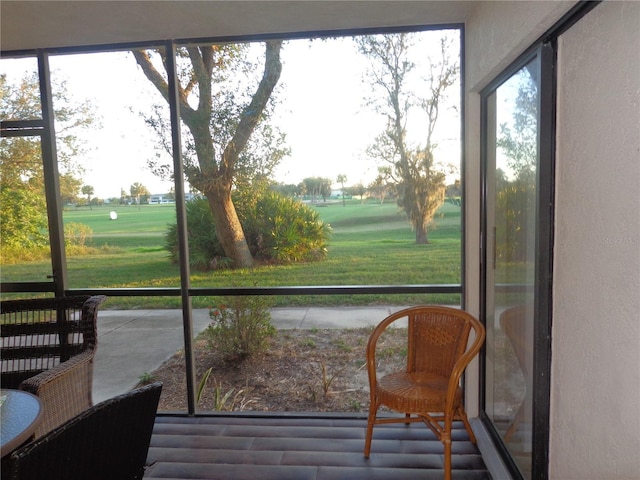 view of sunroom / solarium