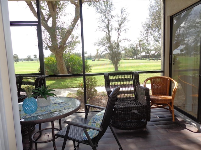 view of sunroom / solarium