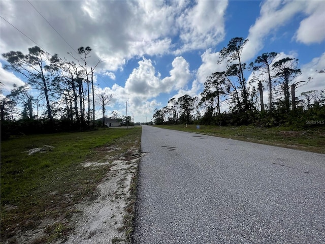 Listing photo 3 for 13 Carline Ln, Placida FL 33946