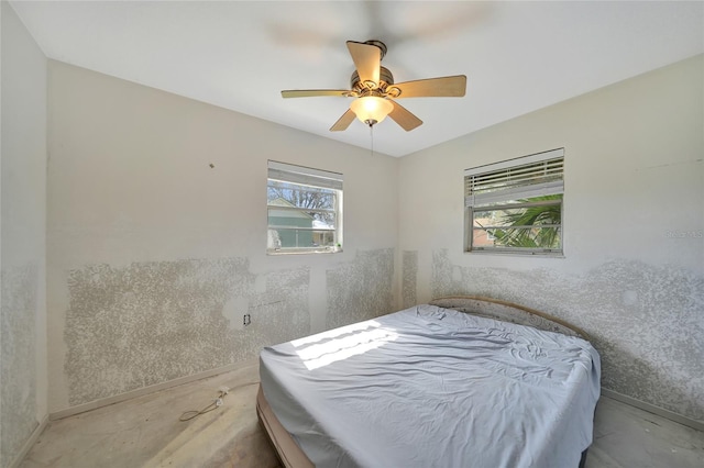 bedroom featuring ceiling fan