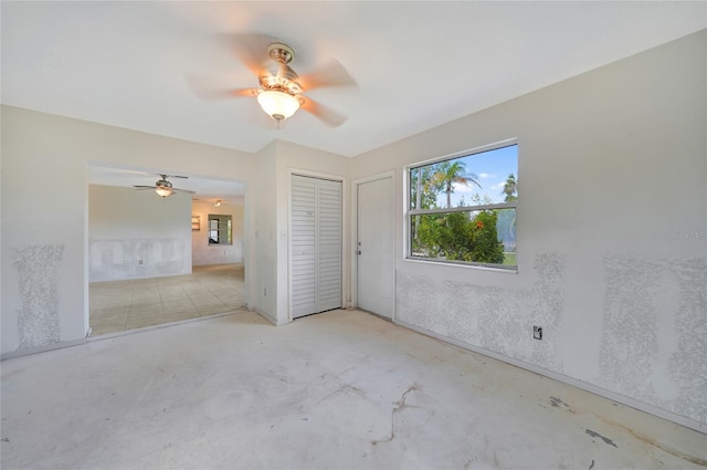 unfurnished bedroom with ceiling fan