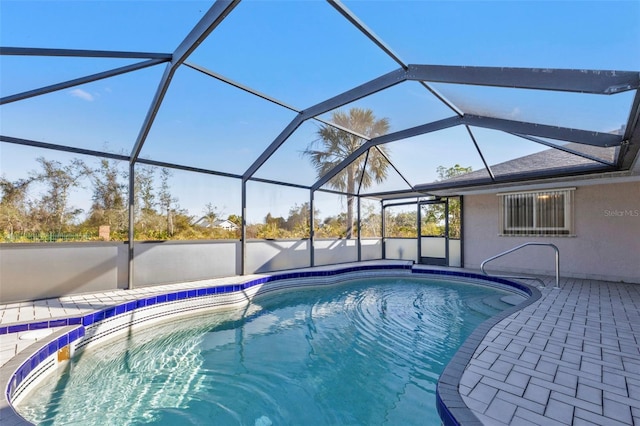 295 Porto Alegre St, Punta Gorda, FL 33983 - view of pool with a patio and glass enclosure