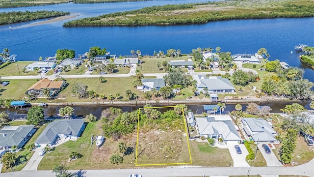 Listing photo 3 for 2061 Palm Harbor Ter, Punta Gorda FL 33982