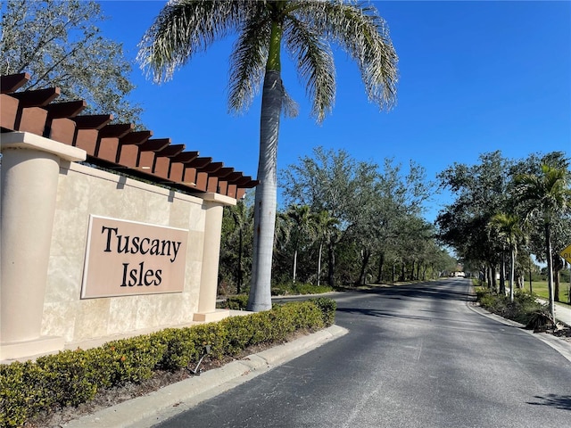 8858 Tuscany Isles Dr, Punta Gorda, FL 33950 - view of road