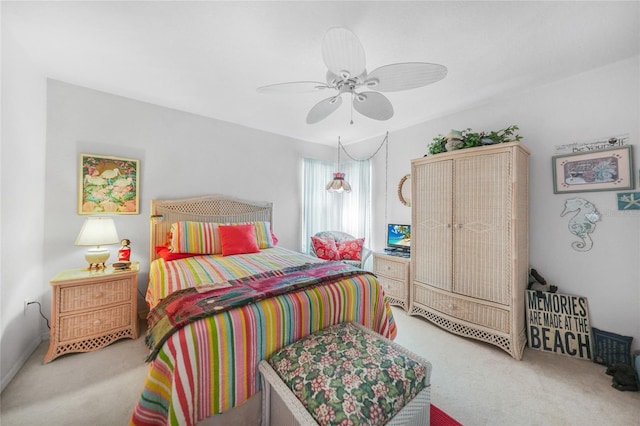 bedroom featuring carpet floors and ceiling fan