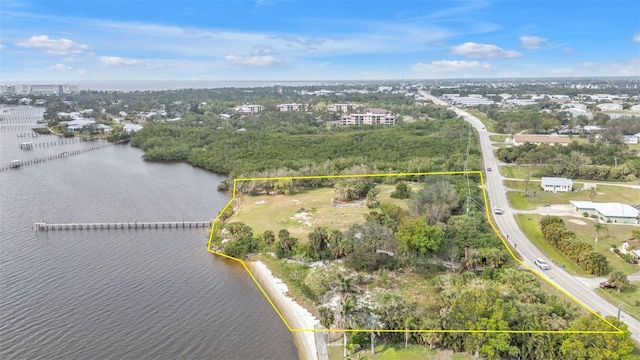 Listing photo 3 for 24105 Harborview Rd, Punta Gorda FL 33980