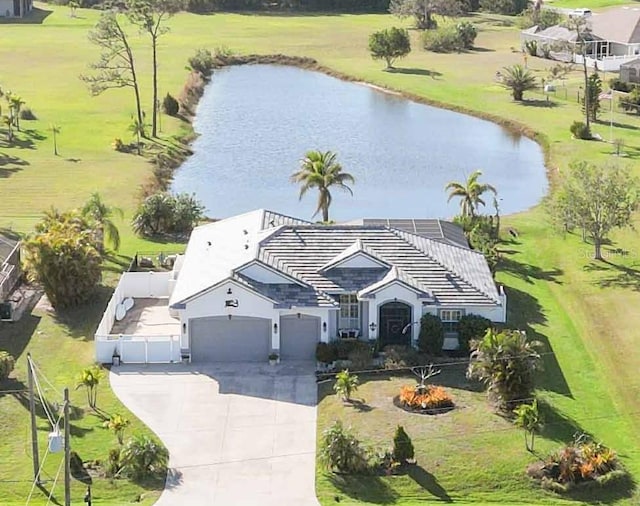 bird's eye view with a water view