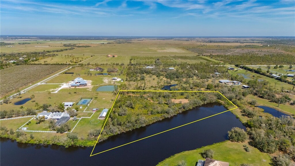 33280 Washington Loop Rd, Punta Gorda, FL 33982 - photo 1