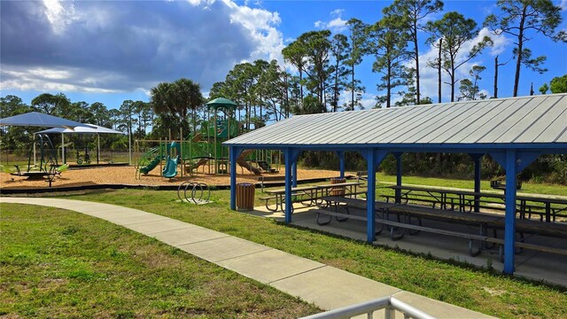 13360 Path Ave, Punta Gorda, FL 33955
