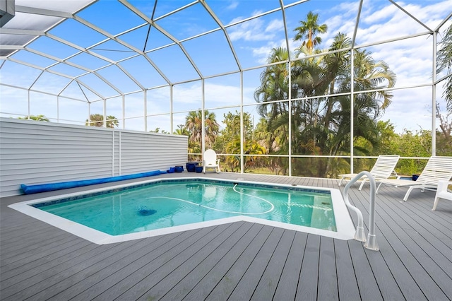 12130 Siesta Dr, Fort Myers Beach, FL 33931 - pool with a lanai