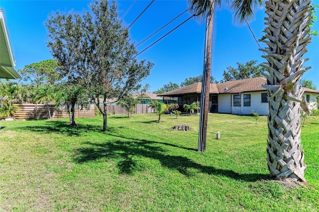 315 Southland Rd, Venice, FL 34293 - view of yard featuring fence